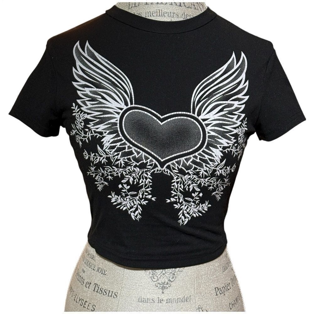 SHEIN Y2K Cropped Short Sleeve Top Graphic Heart Wings Flowers Black White S